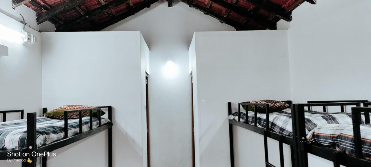 Golden Wings Cafe Gokarna (Karnataka) Exterior foto